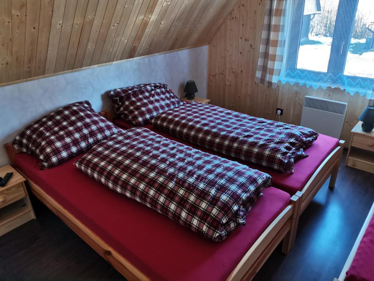 Chata Osmicka Zlaté Hory Exterior foto